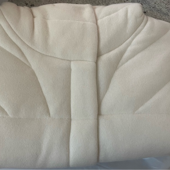 Patti Cashmere Puffer Jacket by Nakedcashmere - Picture 7 of 10